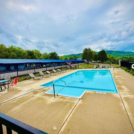 Travelodge By Wyndham Lake George Ny Εξωτερικό φωτογραφία