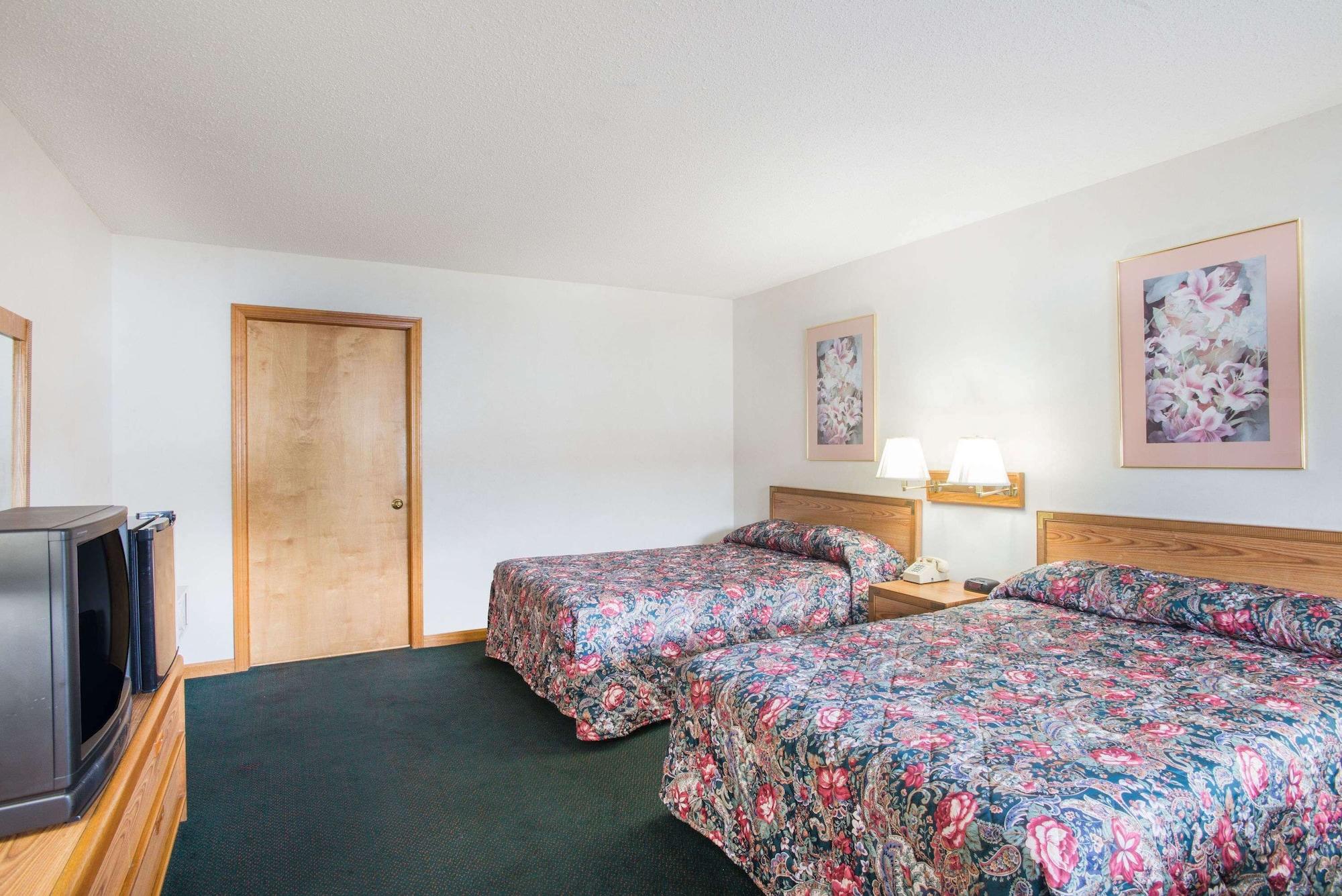 Travelodge By Wyndham Lake George Ny Εξωτερικό φωτογραφία
