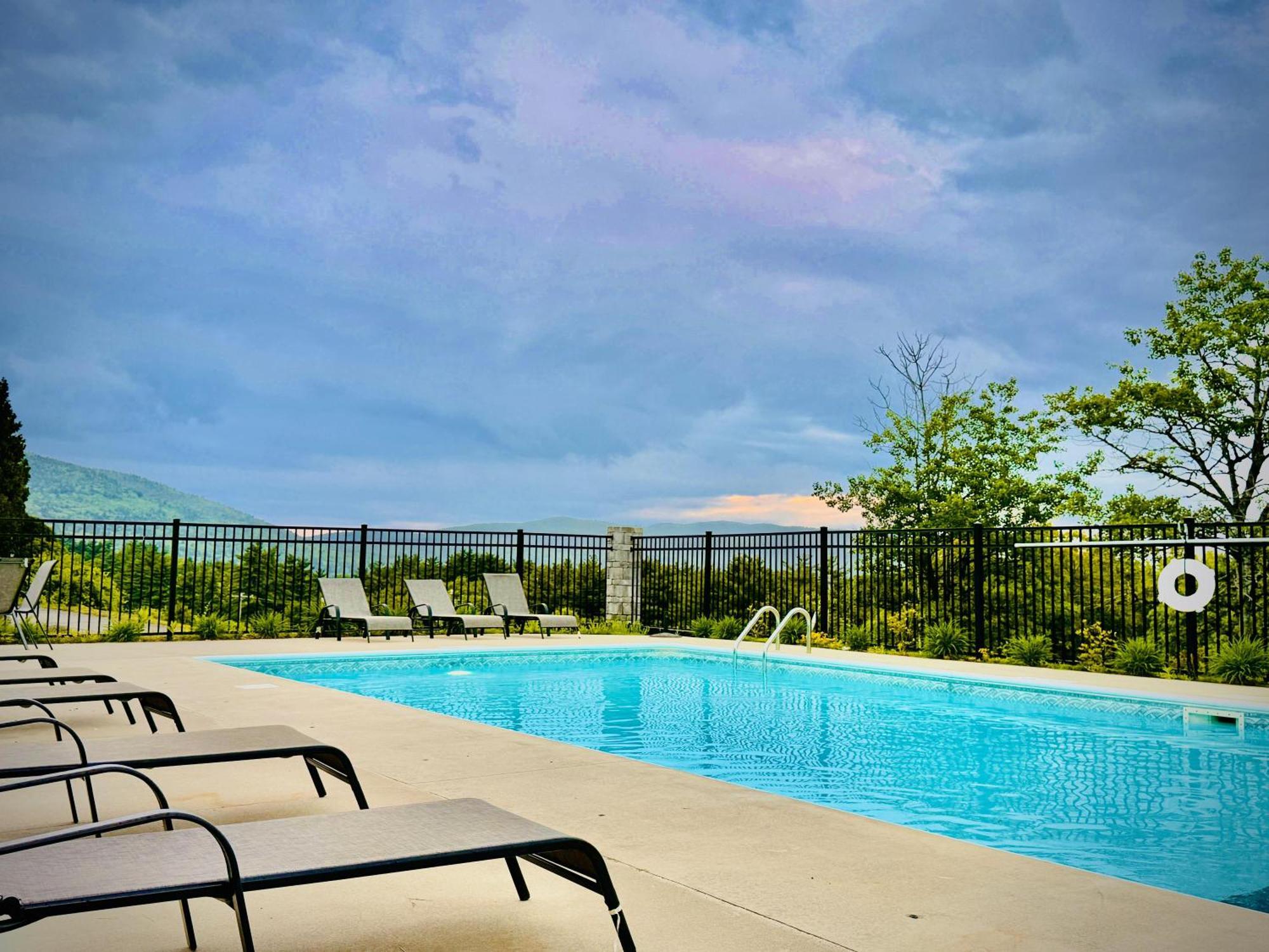 Travelodge By Wyndham Lake George Ny Εξωτερικό φωτογραφία