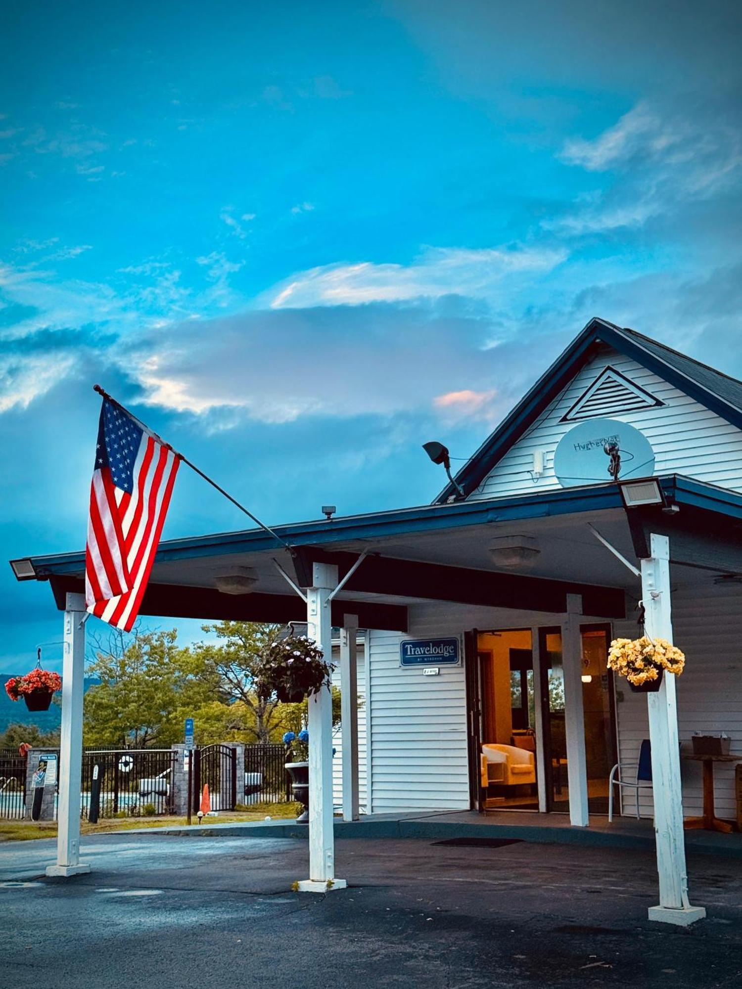 Travelodge By Wyndham Lake George Ny Εξωτερικό φωτογραφία