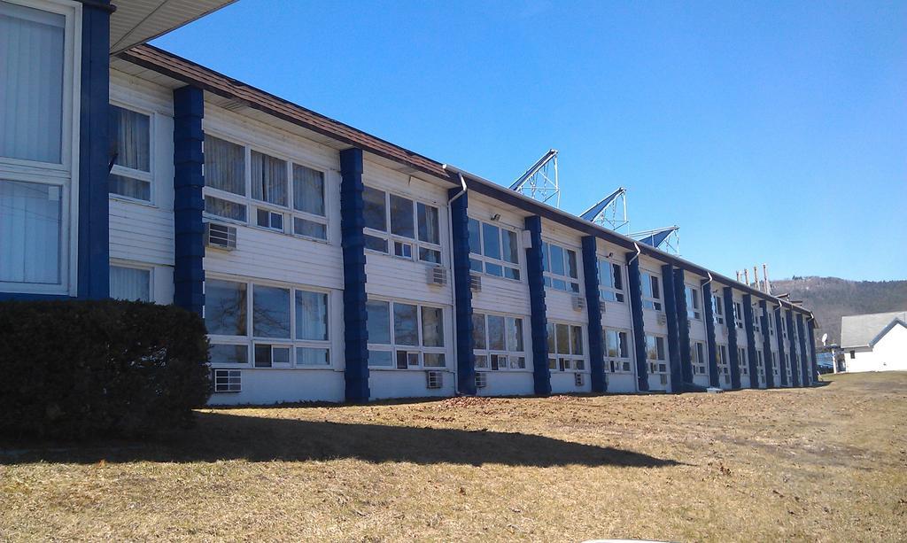 Travelodge By Wyndham Lake George Ny Εξωτερικό φωτογραφία